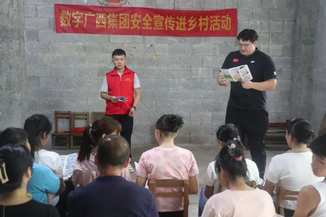 62c6f9bf7bf5d2d410905847a50a18ab.jpg 62c6f9bf7bf5d2d410905847a50a18ab.jpg